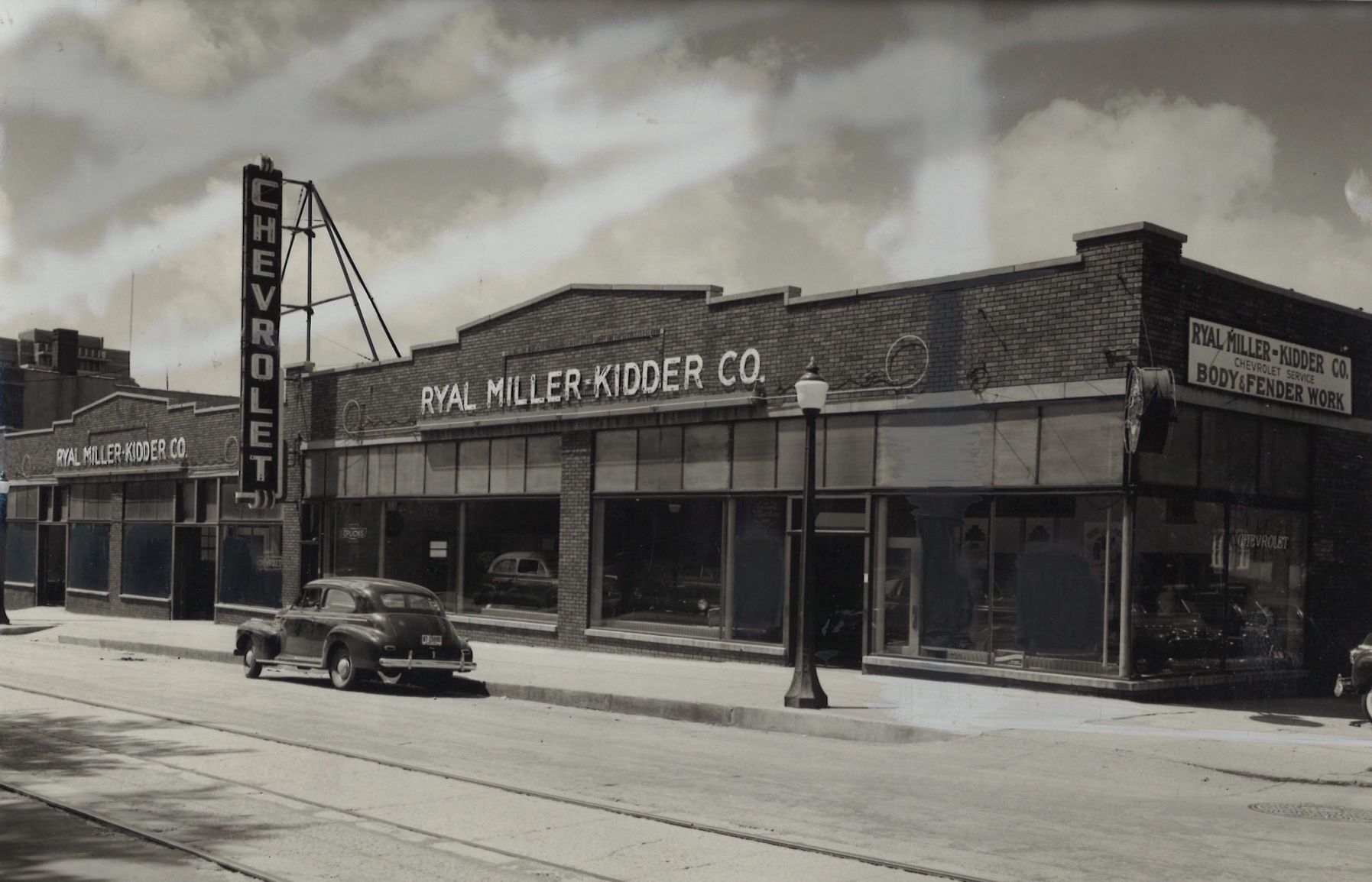 Historical photos of Knoepfler